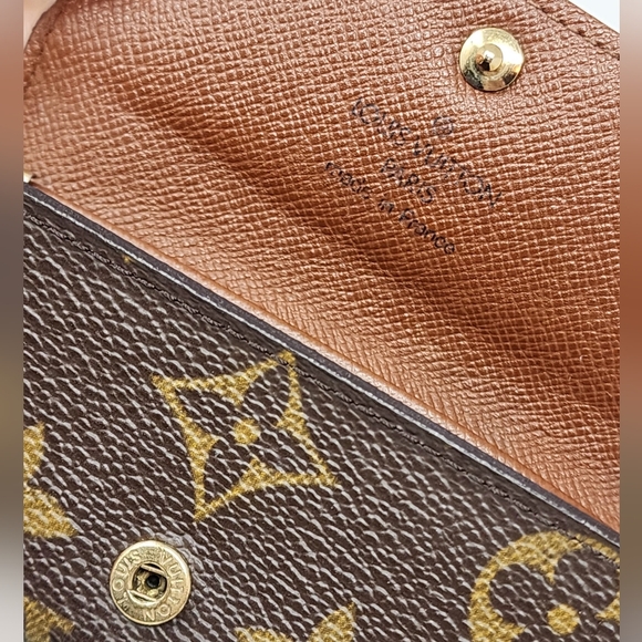 Louis Vuitton Keycase - Picture 5 of 11